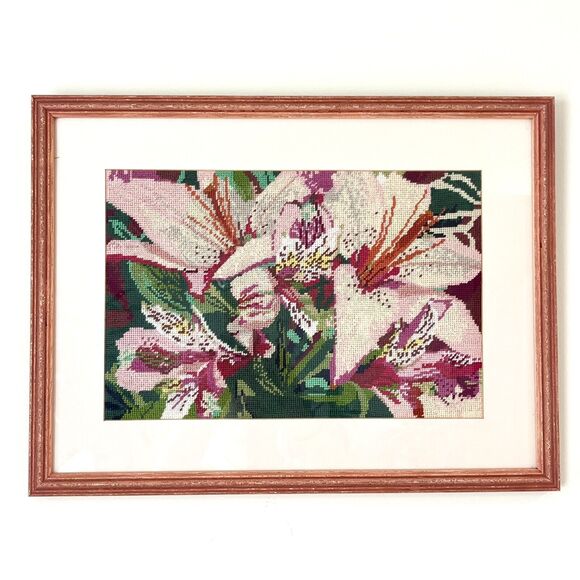 Vintage Framed Needlepoint Lily Floral Wall Art Handmade Embroidery Decor 18X14 - Picture 2 of 9